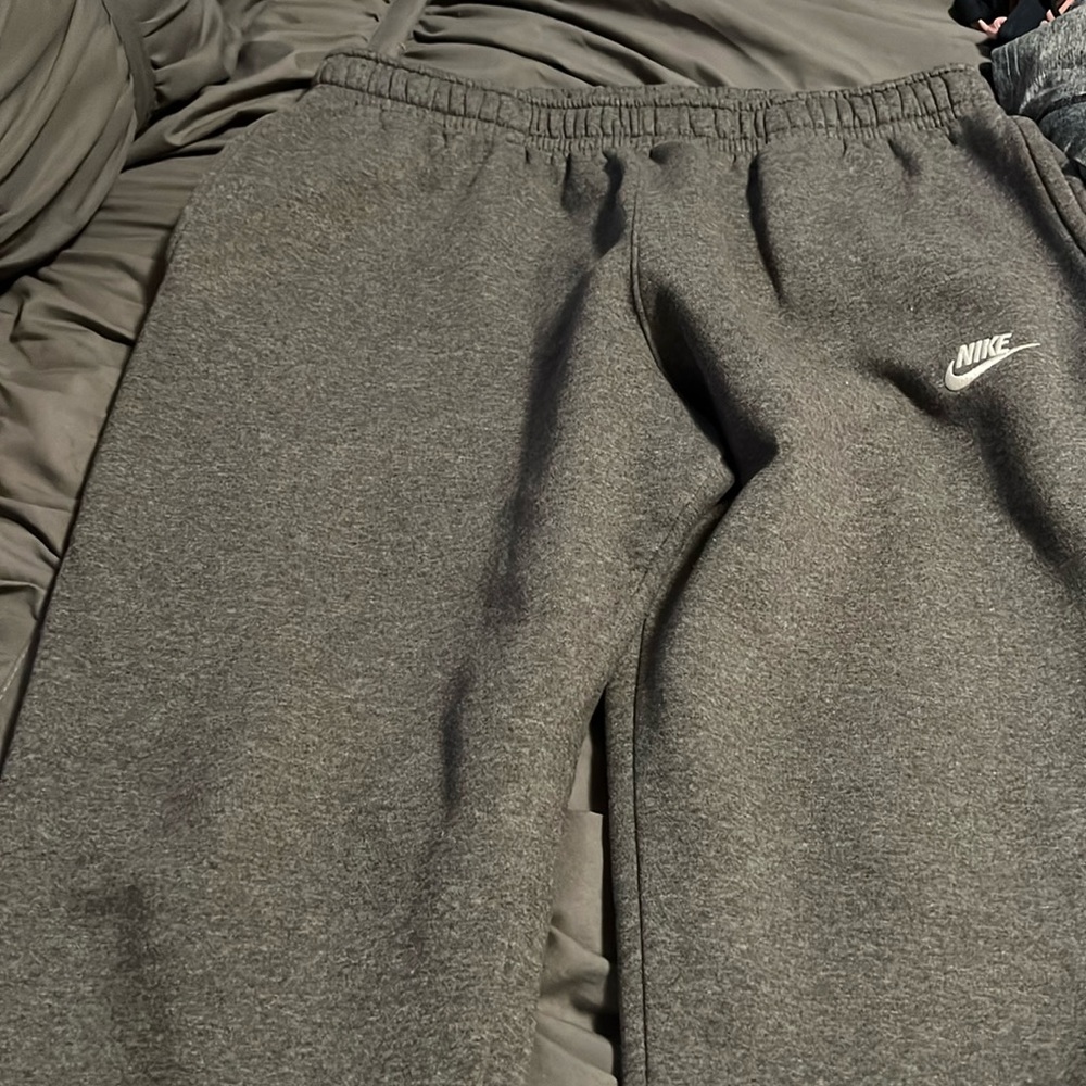 Men’s Nike sweatpants